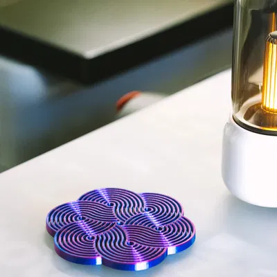 Đế ly Truchet với họa tiết tinh tế cho bàn ăn