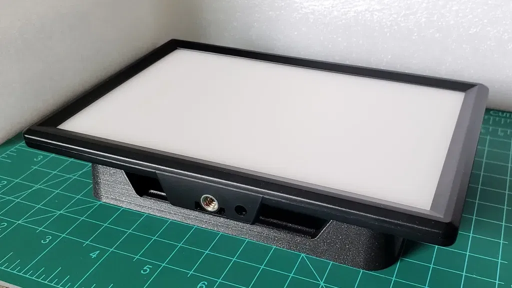 Giá đỡ phẳng cho đèn LED Raleno PLV-S116 dùng quét phim - Image 1