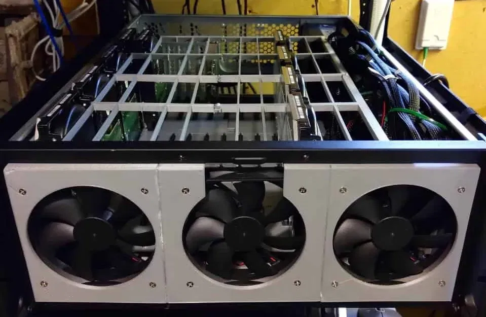 Chuyển đổi thùng máy Rosewill RSV-4500 thành DAS 48 ổ đĩa - Image 1