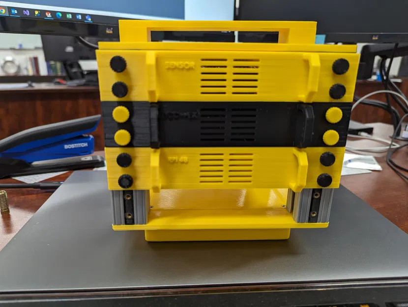 Giá đỡ mini cho hệ thống DCC++EX với Raspberry Pi - Image 1