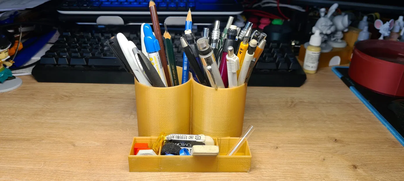 Giá đỡ bàn làm việc tiết kiệm filament - Image 1