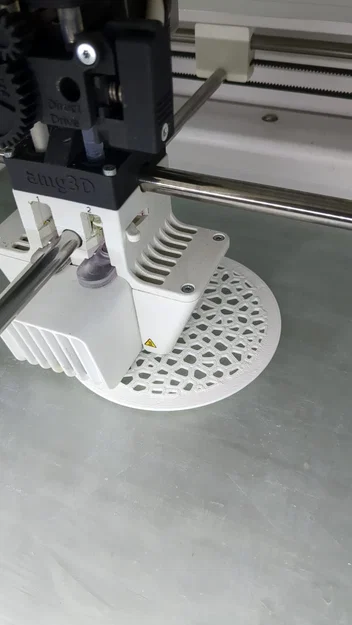 Nắp lưới cho ống thông gió 100mm trong bếp - Image 2