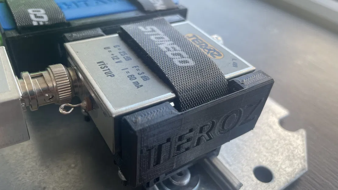 Giá đỡ DIN cho bộ khuếch đại Teroz ADS-B - Image 1