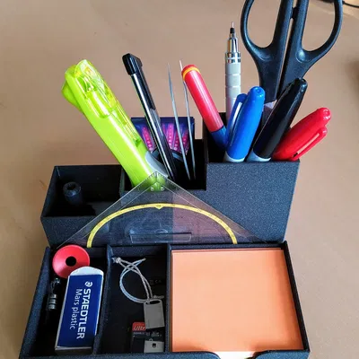 Giá đỡ bút đa năng cho bàn làm việc