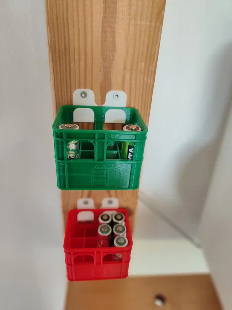 Giá đỡ gắn tường cho thùng pin - Image 1