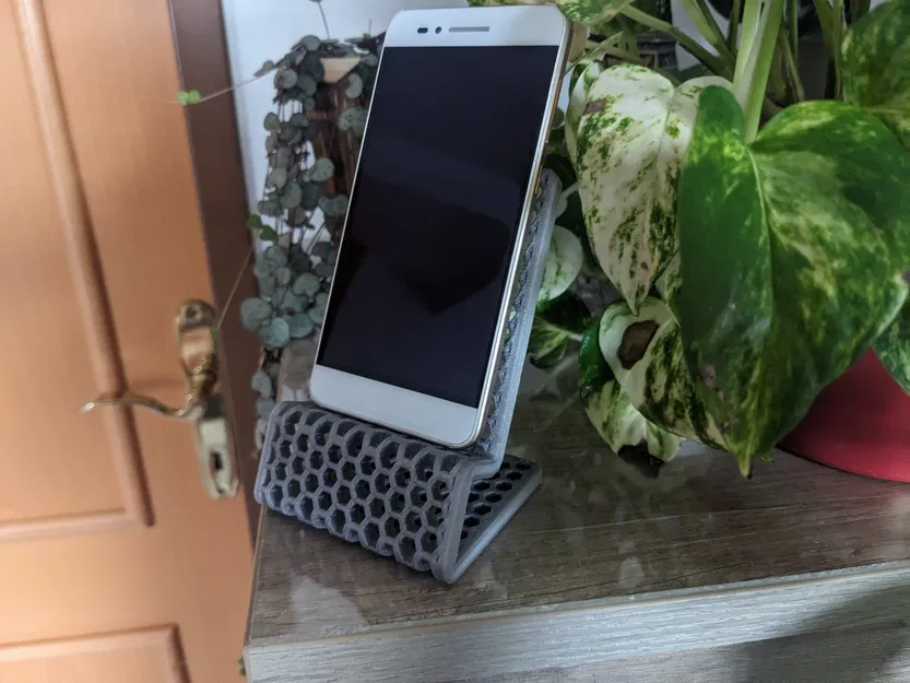 Giá đỡ điện thoại hình lục giác đơn giản - Image 2