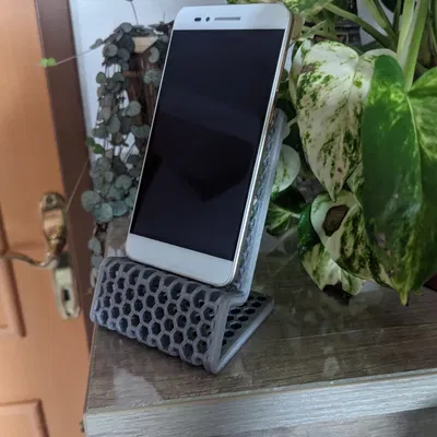 Giá đỡ điện thoại hình lục giác đơn giản