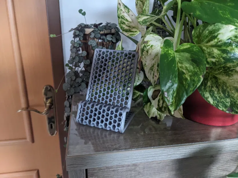 Giá đỡ điện thoại hình lục giác đơn giản - Image 3