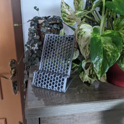 Giá đỡ điện thoại hình lục giác đơn giản