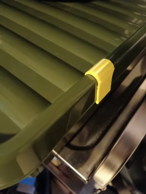 Kẹp bổ sung cho hộp Sunware với thiết kế chắc chắn - Image 1