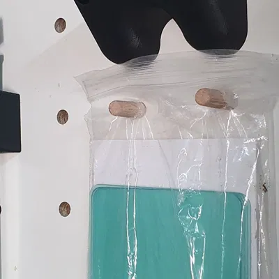 Giá đỡ mũ hàn cho bảng ghim 50x50x8mm