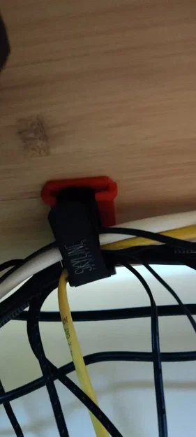 Giá đỡ quản lý cáp cho bàn làm việc - Image 1