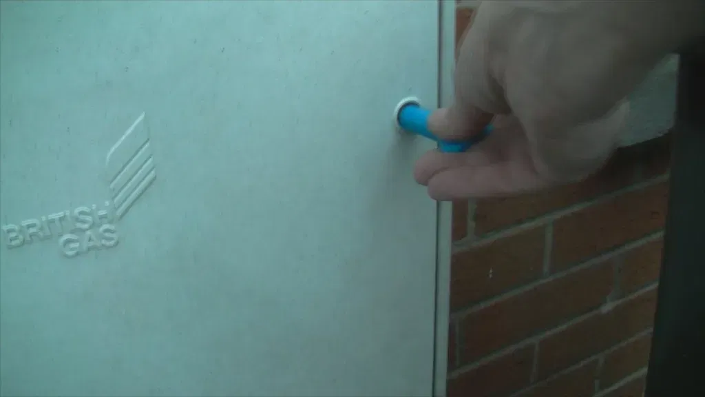 Chìa khóa hình tam giác cho tủ điện/gas dài - Image 1