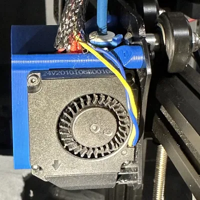 Nắp quạt cho Ender 3 V2 (quạt gốc)