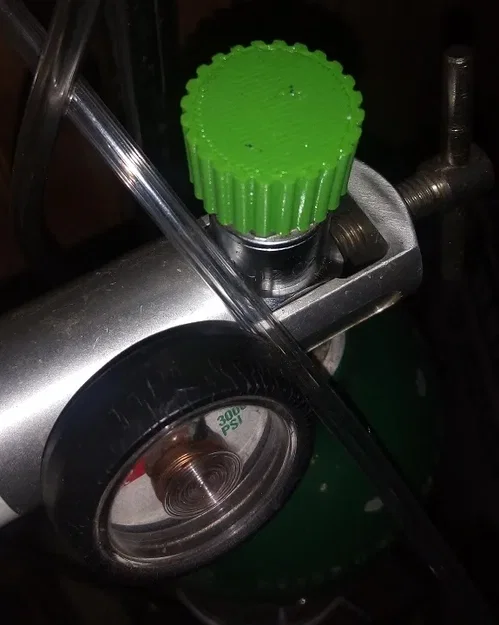 Công cụ mở và đóng van bình oxy y tế - Image 3