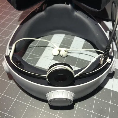 Bộ chuyển đổi tai nghe PSVR2 cải tiến với thiết kế nguyên b...