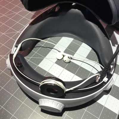 Bộ chuyển đổi tai nghe PSVR2 cải tiến với thiết kế nguyên b...