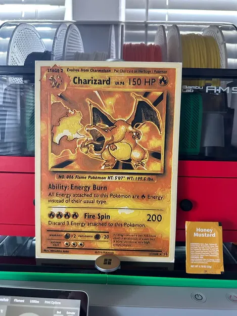 Thẻ bài Charizard không có logo Pikachu từ HueForge - Image 3