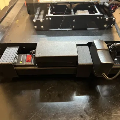 Giá đỡ ổ cắm điện cho tủ đựng Prusa