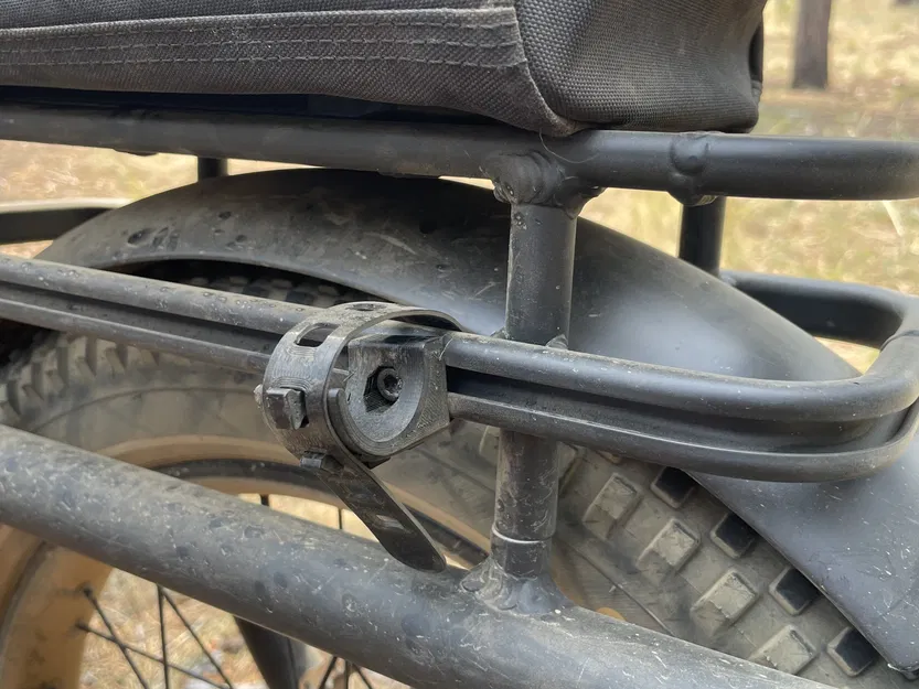 Giá đỡ cho cột trên xe đạp Globe - Image 4
