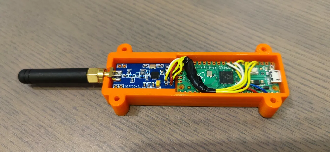 Chassis cho Raspberry PI Pico và RP2040 với cc1101 - Image 1