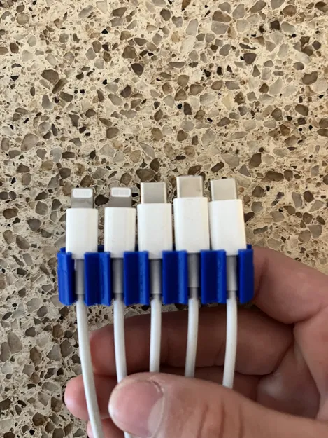 Giá đỡ cáp USB-C và Lightning cho thiết bị Apple - Image 3