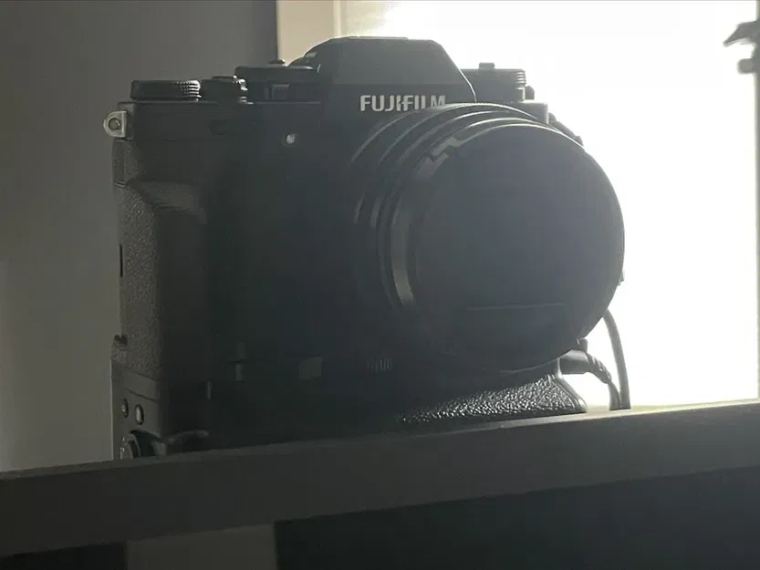 Giá đỡ chân máy cho camera gắn vào màn hình VESA - Image 2