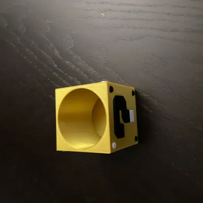 Hộp nhỏ Mario để đựng bút chì và phụ kiện