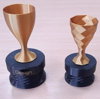 Cúp nhỏ phong cách tối giản với đế và ngăn bí mật