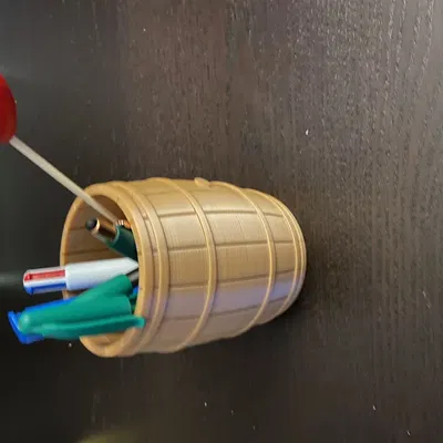 Hộp bút chì hình thùng in 3D đơn giản và đẹp mắt