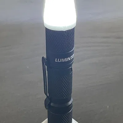 Giá đỡ và bộ khuếch tán cho đèn pin Lumintop Tool AA