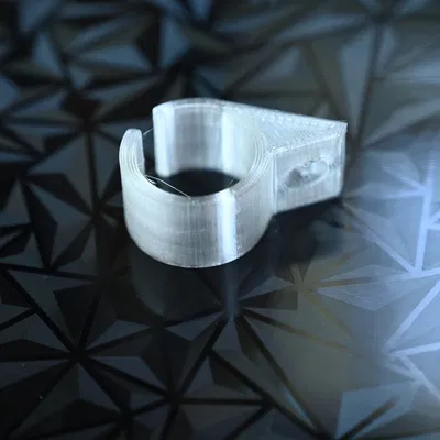 Kẹp giữ cáp đa năng cho bàn làm việc