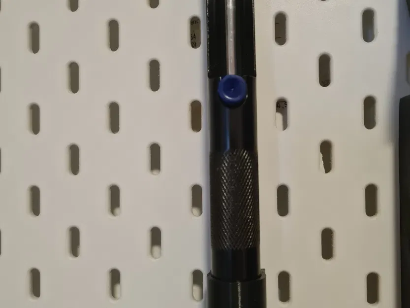 Giá đỡ bơm tách hàn cho skadis với móc đa năng - Image 1