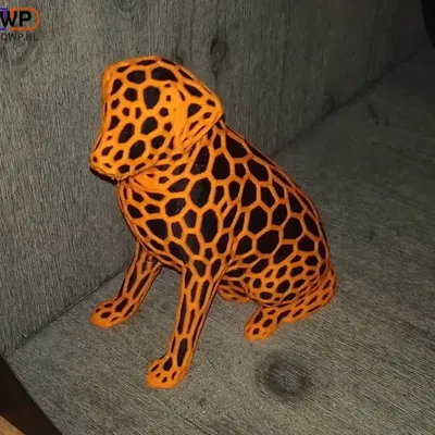 Labrador hai màu phong cách Low Poly và Voronoi