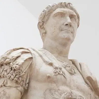Tượng đài hoàng đế La Mã Trajan trong bảo tàng Glyptotek