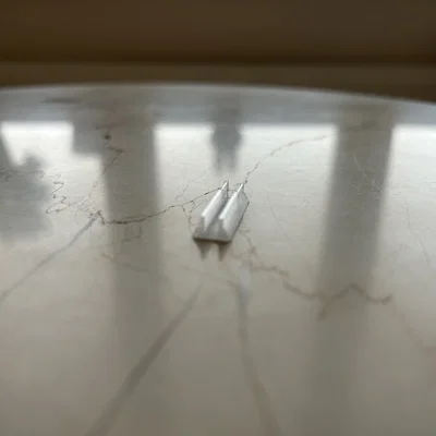 Nắp bảo vệ sàn cho bàn bên Androgyne Menu của Audo Copenhagen