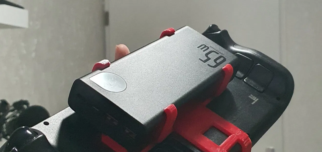 Giá đỡ pin sạc Baseus Adaman cho Steamdeck 20,000mah - Image 1