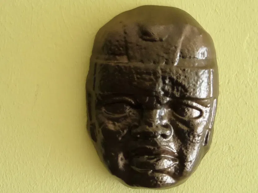 Đầu lâu Olmec treo tường nghệ thuật cổ đại - Image 2