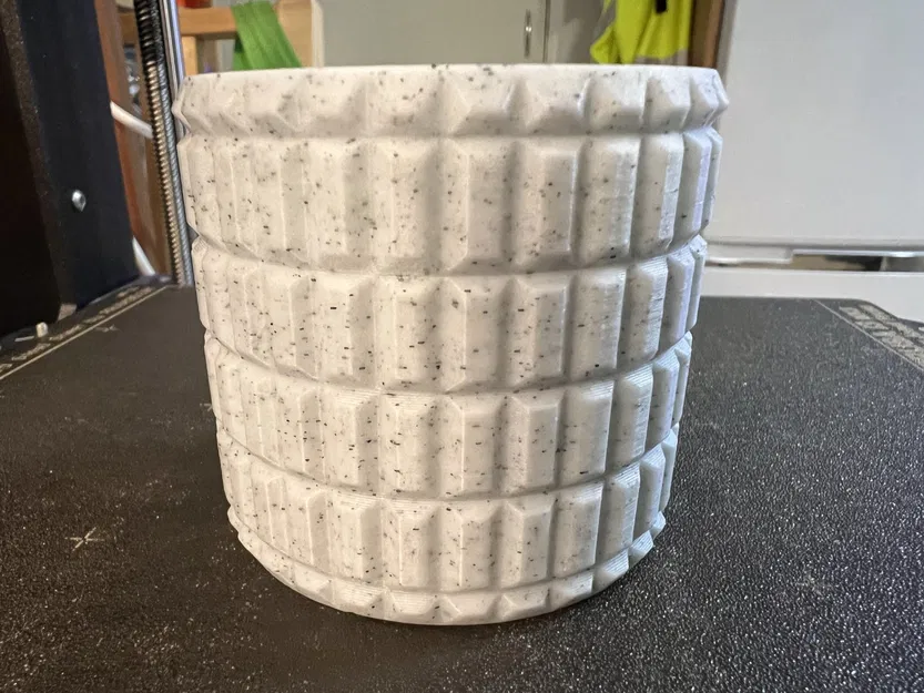 Chậu cây hình học độc đáo cho không gian sống - Image 1