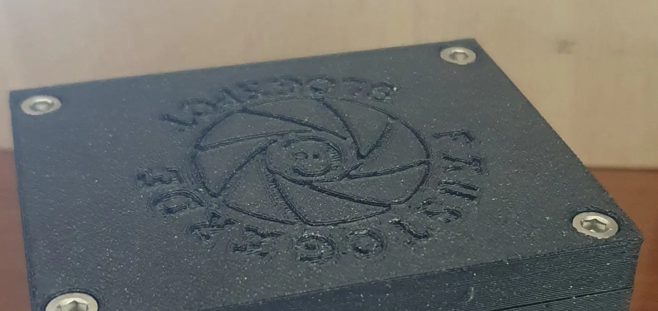 Hộp kết nối dây cáp ngoài trời với nắp đậy vít M*4 30 - Image 1