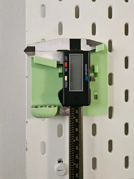 Giá đỡ thước cặp với khe pin LR44 cho Ikea SKADIS - Image 1