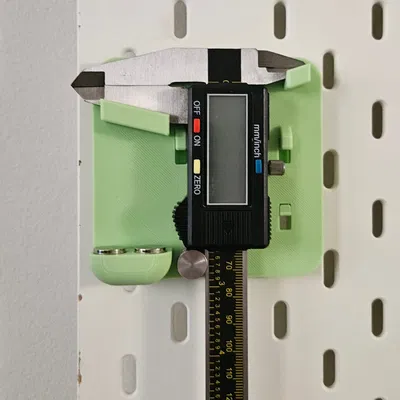 Giá đỡ thước cặp với khe pin LR44 cho Ikea SKADIS