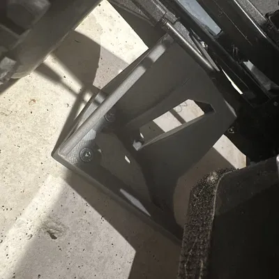 Giá đỡ tường cho xe điều khiển từ xa Arrma Notorious 6S