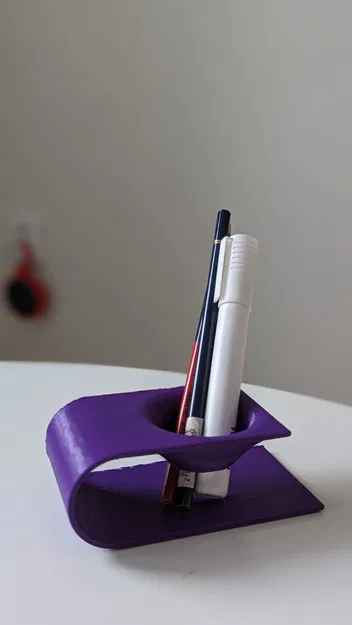 Giá đỡ bàn làm việc hình lỗ đen độc đáo - Image 2