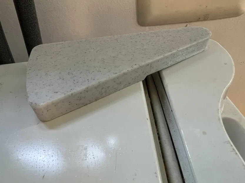 Nắp bản lề cửa tủ đông Koolatron nhỏ - Image 1