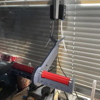 Giá đỡ cuộn K1 gắn bên hông với con lăn