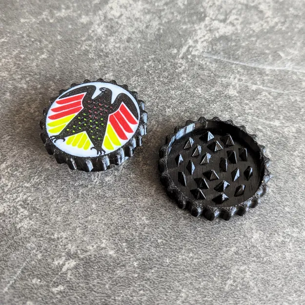 Máy xay Bundesadler với thiết kế hình đại bàng - Image 1