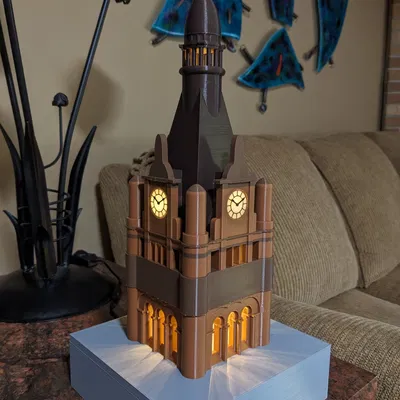 Tháp đồng hồ Tòa thị chính Milwaukee với thiết kế độc đáo