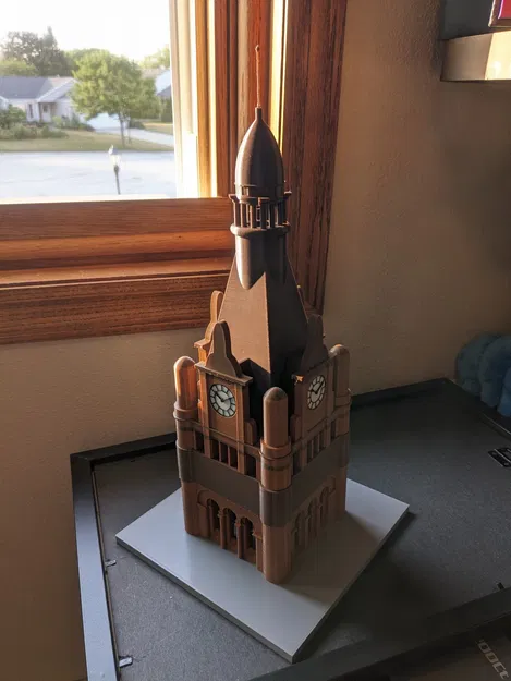 Tháp đồng hồ Tòa thị chính Milwaukee với thiết kế độc đáo - Image 2