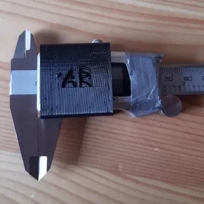 Bọc bảo vệ cho nút bấm đồng hồ đo trong hộp dụng cụ